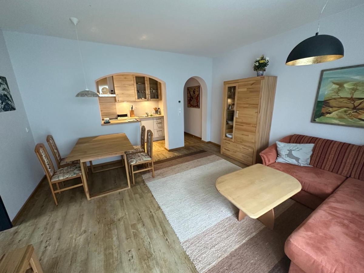 1 Gartenwohnung *